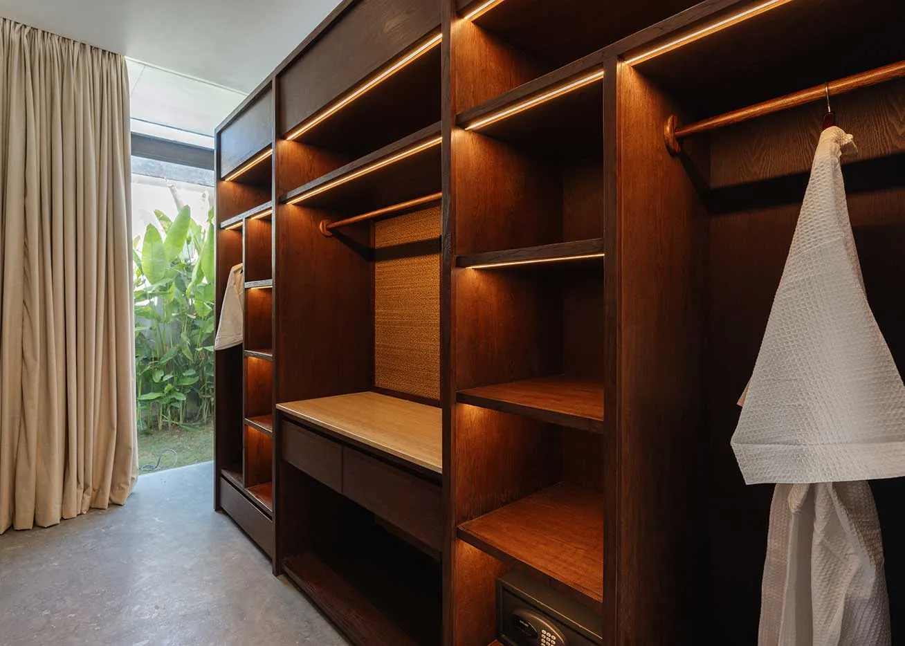 Pronoia one-bedroom villa — bathroom (completed Phase 1 photography)